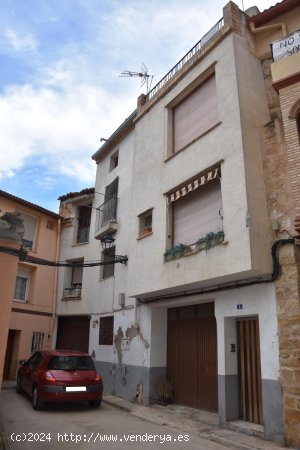  Casa en venta en Valjunquera (Teruel) 