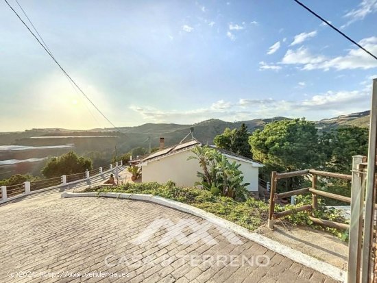 Finca en venta en Torrox (Málaga)