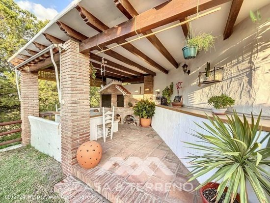 Finca en venta en Torrox (Málaga)