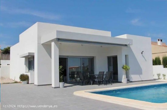 Villa en venta a estrenar en Benijófar (Alicante)