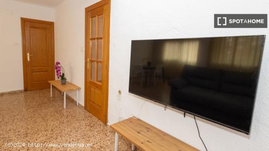 Piso de 3 habitaciones en Valencia - VALENCIA