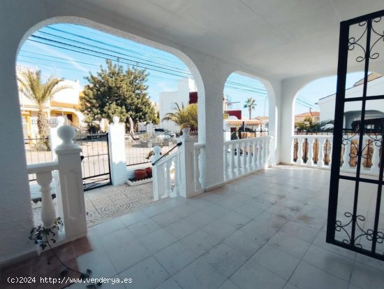 Villa en venta en San Fulgencio (Alicante)