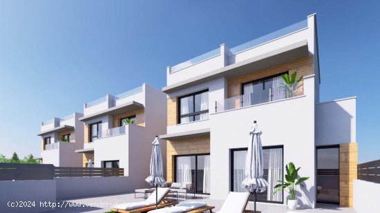 Villa en venta a estrenar en Benijófar (Alicante)