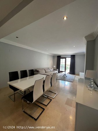 Apartamento en alquiler en Benahavís (Málaga)