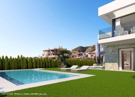 Villa en venta a estrenar en Finestrat (Alicante)