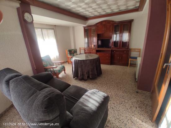 VIVIENDA DE 4 DORMITORIOS  CON GARAJE OPCIONAL - ALBACETE