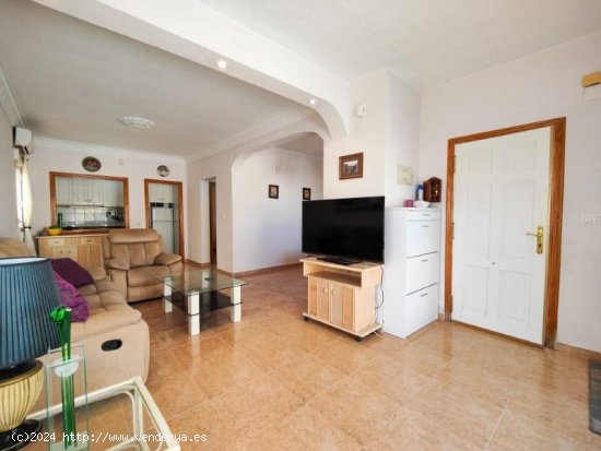 Villa en venta en Torrevieja (Alicante)