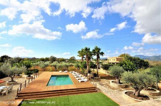 Villa con piscina y jardín en Inca - BALEARES