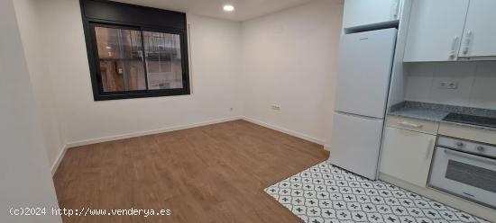 ENCANTADOR PISO DE 3 HABITACIONES EN EL CENTRO DE REUS - TARRAGONA