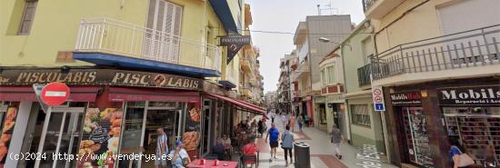 OPORTUNIDAD ÚNICA EN CALELLA : LOCAL COMERCIAL EN RENTABILIDAD EN CALLE ESGLÉSIA - BARCELONA