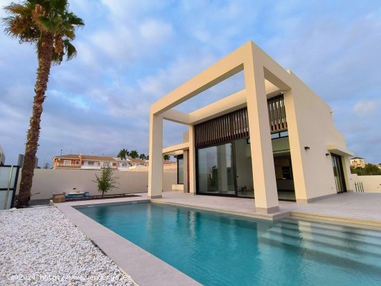 Villa en venta a estrenar en Rojales (Alicante)