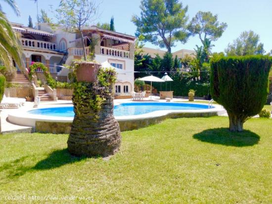 PRECIOSA VILLA EN EXCLUSIVA SANTA PONÇA - BALEARES