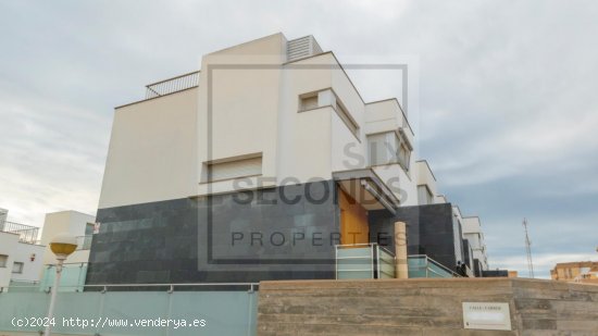 Casa en venta en Guardamar del Segura (Alicante)