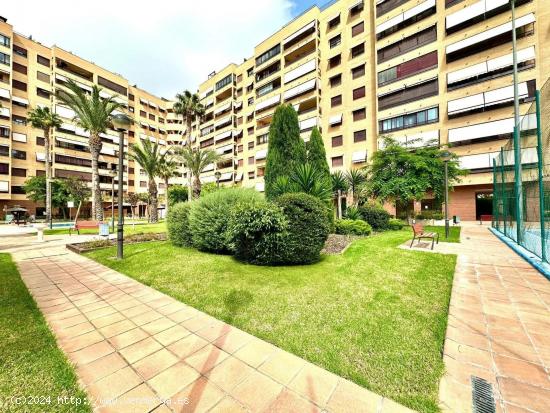 INCREÍBLE PISO EN CABO DE LAS HUERTAS CON URBANIZACIÓN - ALICANTE