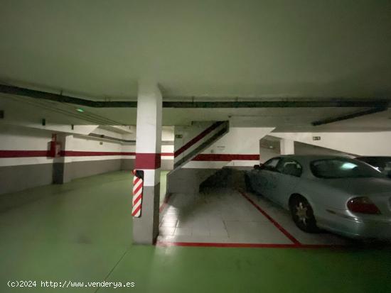 Parking en venta en Zona Esportiva - BARCELONA