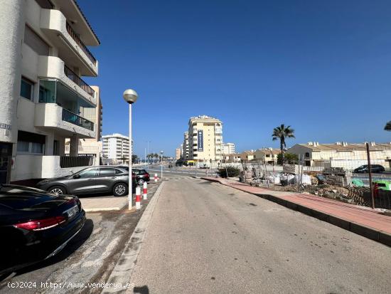 Planta baja en La Manga - MURCIA