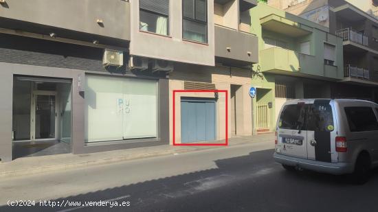 GARAJE EN PLENO CENTRO DE TORREVIEJA! - ALICANTE