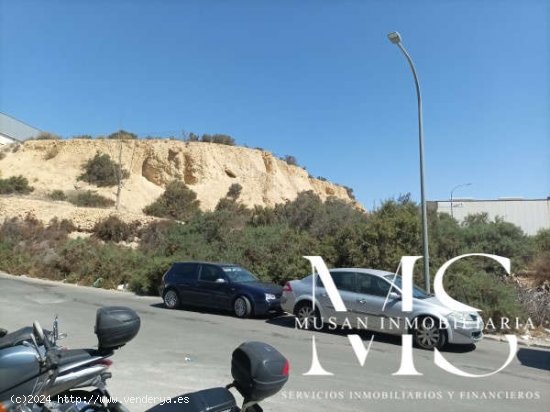 SE VENDE Solar industrial en Huércal de Almería - Huércal de Almería