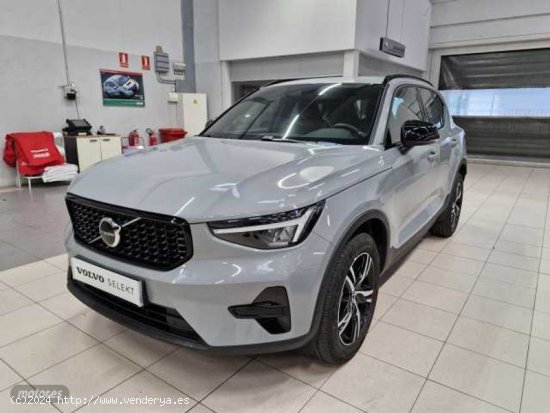 Volvo XC40 XC40 Plus, T2 automatico, Gasolina, Dark de 2023 con 13.000 Km por 36.750 EUR. en Navarra