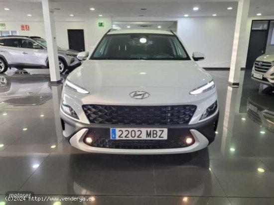 Hyundai Kona 1.0 TGDI 48V Maxx 4X2 de 2022 con 17.000 Km por 20.490 EUR. en Madrid