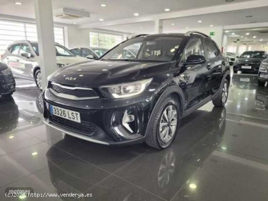  Kia Stonic 1.2 DPi 62kW (84CV) Concept de 2021 con 25.300 Km por 15.490 EUR. en Madrid 