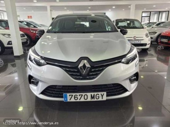 Renault Clio Techno TCe 103 kW (140CV) de 2023 con 26.796 Km por 18.490 EUR. en Madrid