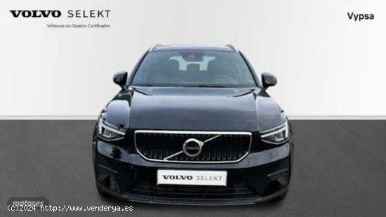 Volvo XC40 XC40 Core, T2 Automatica Microhibrido, Gasolina de 2024 con 24.532 Km por 33.900 EUR. en 