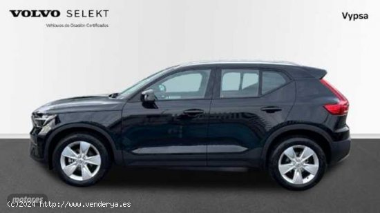 Volvo XC40 XC40 Core, T2 Automatica Microhibrido, Gasolina de 2024 con 24.532 Km por 33.900 EUR. en 