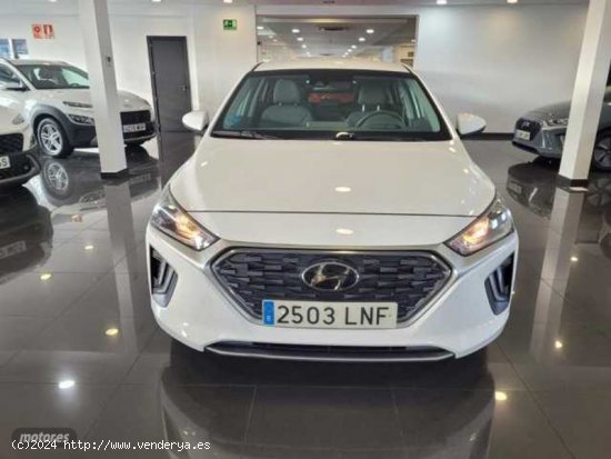 Hyundai Ioniq 1.6 GDI HEV Klass DCT de 2021 con 64.205 Km por 19.500 EUR. en Madrid