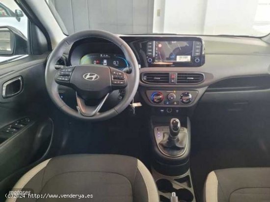 Hyundai i10 1.0 Klass Auto de 2020 con 10 Km por 17.500 EUR. en Madrid