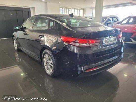 Kia Optima 1.7 CRDi VGT 141CV Drive Eco-Dynamics de 2016 con 70.000 Km por 14.990 EUR. en Madrid