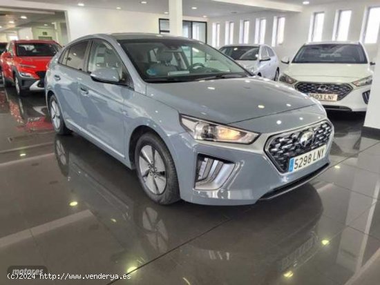 Hyundai Ioniq 1.6 GDI HEV Klass DCT de 2021 con 66.568 Km por 19.500 EUR. en Madrid