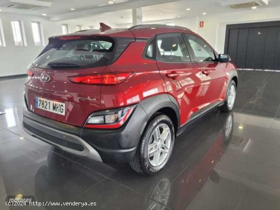 Hyundai Kona 1.0 TGDI Maxx 4X2 de 2023 con 25.794 Km por 18.490 EUR. en Madrid