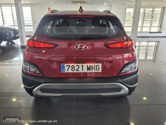 Hyundai Kona 1.0 TGDI Maxx 4X2 de 2023 con 25.794 Km por 18.490 EUR. en Madrid