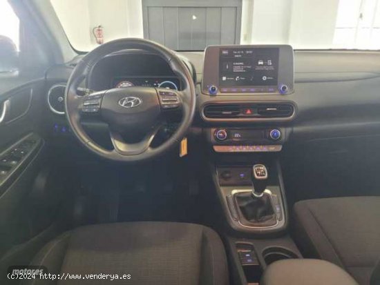 Hyundai Kona 1.0 TGDI Maxx 4X2 de 2023 con 25.794 Km por 18.490 EUR. en Madrid