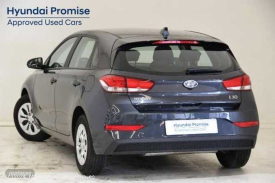 Hyundai i30 1.5 DPI Essence 110 de 2024 con 7.939 Km por 17.900 EUR. en Girona