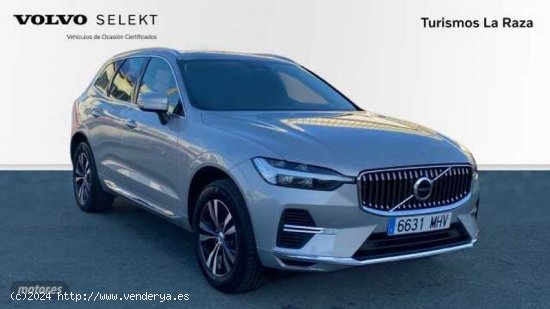 Volvo XC 60 XC60 Recharge Core, T6 plug-in hybrid eAWD, Electrico/Gasolina, Bright de 2023 con 22.32