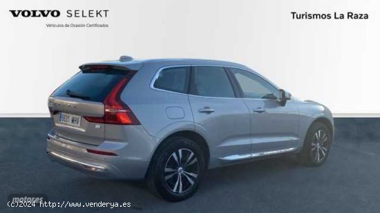 Volvo XC 60 XC60 Recharge Core, T6 plug-in hybrid eAWD, Electrico/Gasolina, Bright de 2023 con 22.32