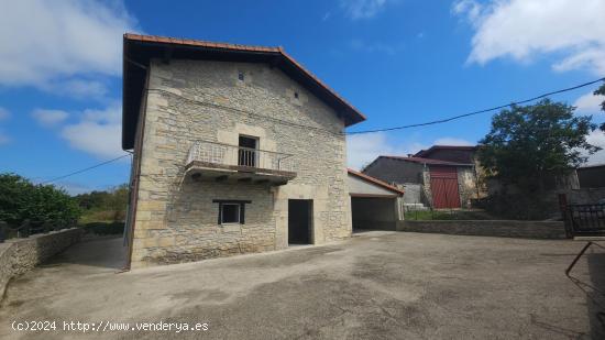 Espectacular Casa de Piedra en el Encantador Pueblo de Viergol - BURGOS