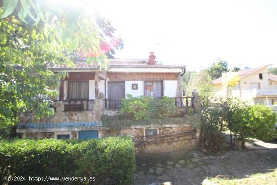 CASA CON JARDIN PARA REHABILITAR EN EL Bº DE LA IGLESIA - RUILOBA. - CANTABRIA