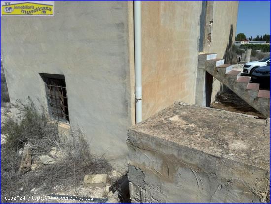 Terreno Rústico en La Matanza de Fortuna con Cuarto Agrícola y Agua de Riego - MURCIA