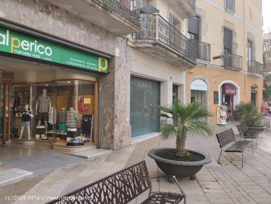 LOCAL COMERCIAL EN MEJOR ZONA DE IGUALADA - BARCELONA