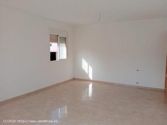 PISO EN VENTA EN CALLE ZUGASTI - BADAJOZ