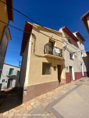  Casa en venta en Aniñón (Zaragoza) - ZARAGOZA 