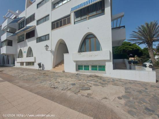  Local comercial en alquiler en la zona del Tiburón - ALMERIA 