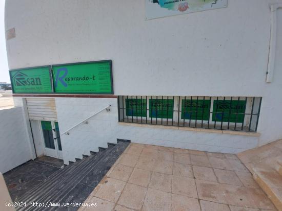 Local comercial en alquiler en la zona del Tiburón - ALMERIA