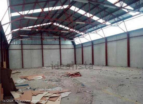 NAVE INDUSTRIAL EN MULA, SUPERFICIE DE SUELO: 8.438 M2, SUPERFICIE CONSTRUIDA: 5.624 M2.   LLAMAME 6