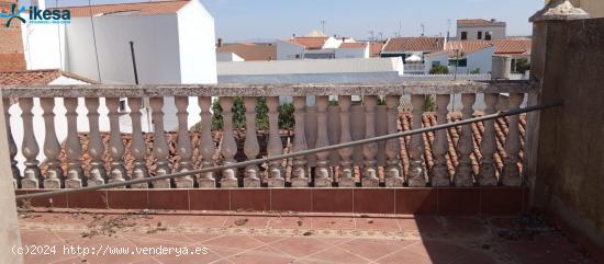 Venta de Piso en Fuente del Maestre (Badajoz) - BADAJOZ