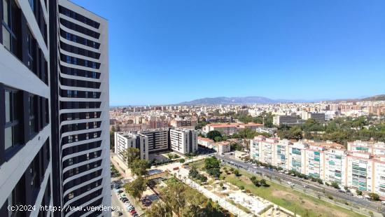 PISO A ESTRENAR EN LA PLANTA 19 DEL URBAN SKY MALAGA - MALAGA