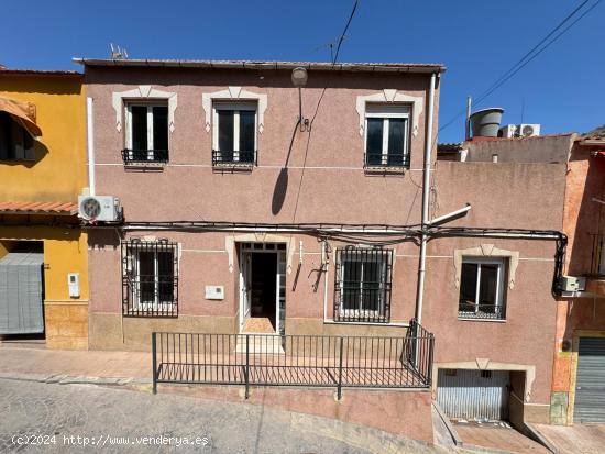  CASA DE 2 PLANTAS EN CALLOSA DE SEGURA - ALICANTE 